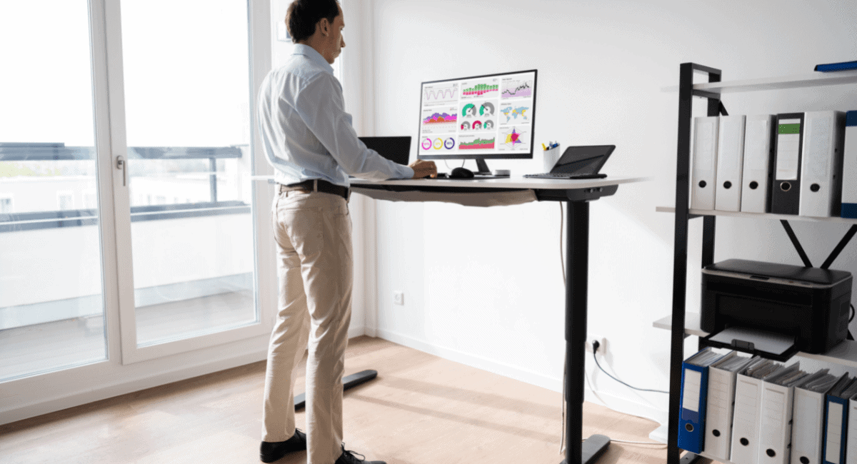 proper standing desks help relieve musculoskeletal strain